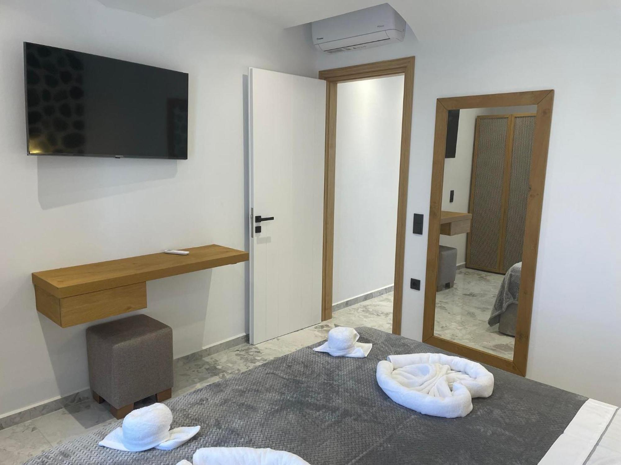Latramys Suites Μικρή Βίγλα Εξωτερικό φωτογραφία